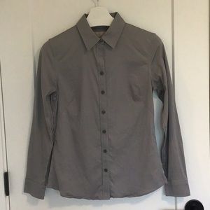 Banana Republic Women's Button Down Shirt, Size 6